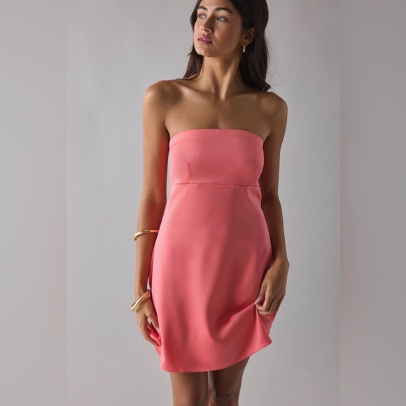Urban Outfitters Dresses & Skirts - Urban Outfitters Strapless Coral-Pink Mini Dress